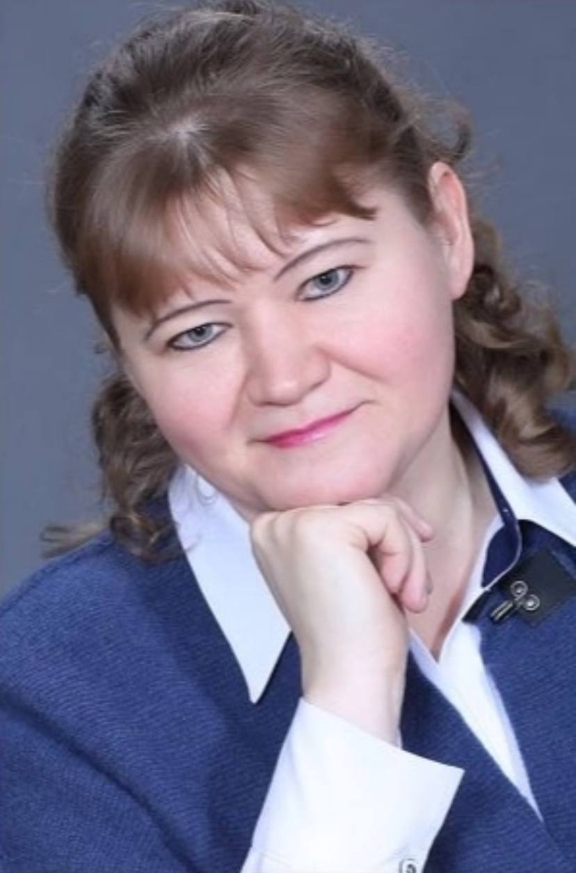 Денисова Елена Николаевна.